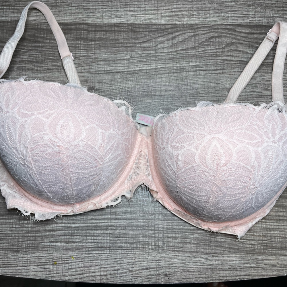 PINK bra. Size 36DD.